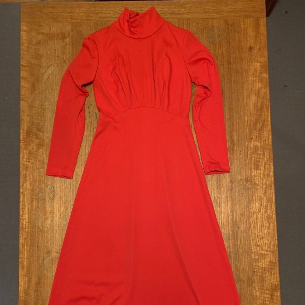Vintage 1970s Turtleneck Open Back Long-sleeve Maxi Dress - Size S - Red
